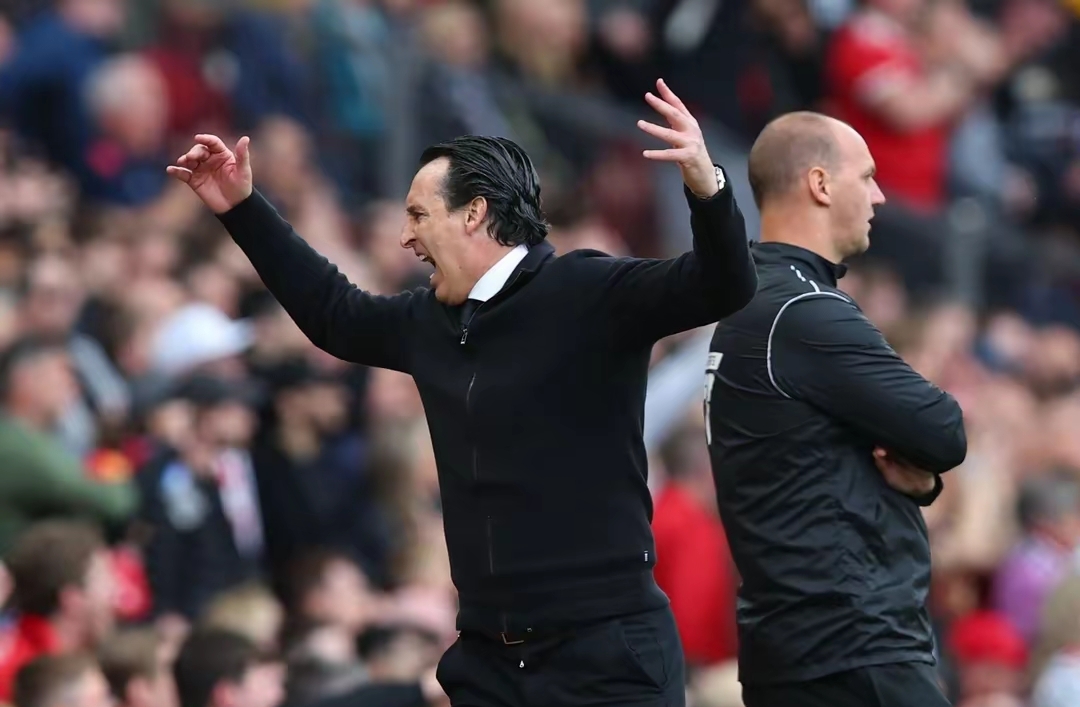 英超赛程吃紧,巴黎圣日耳曼赛前伤情更新,气氛紧张,临场指挥获称赞的简单介绍 英超赛程吃紧,巴黎圣日耳曼赛前伤情更新,气氛紧张,临场指挥获称赞的简单介绍