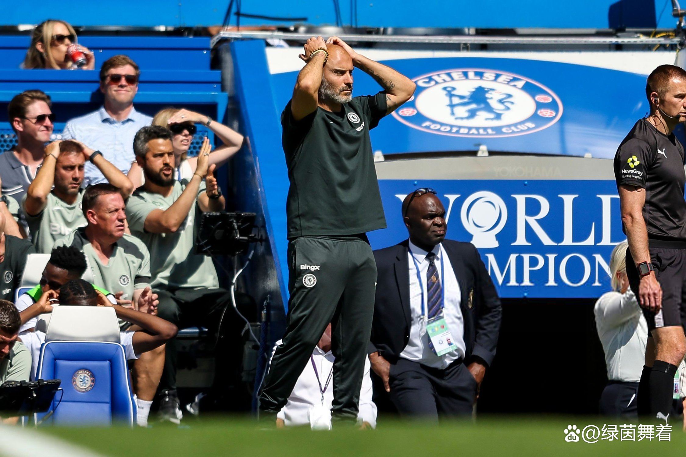 英超赛程吃紧,巴黎圣日耳曼赛前伤情更新,气氛紧张,临场指挥获称赞的简单介绍 英超赛程吃紧,巴黎圣日耳曼赛前伤情更新,气氛紧张,临场指挥获称赞的简单介绍